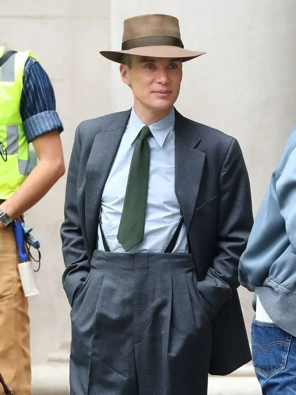 Cillian Murphy Oppenheimer 2023 Grey Suit