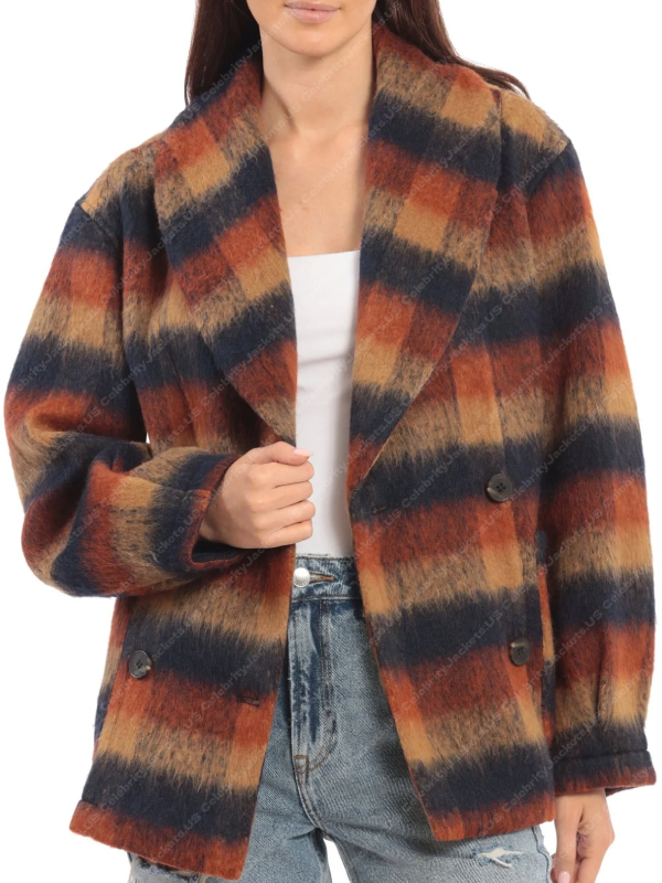 Big Sky S03 Cassie Dewell Blazer