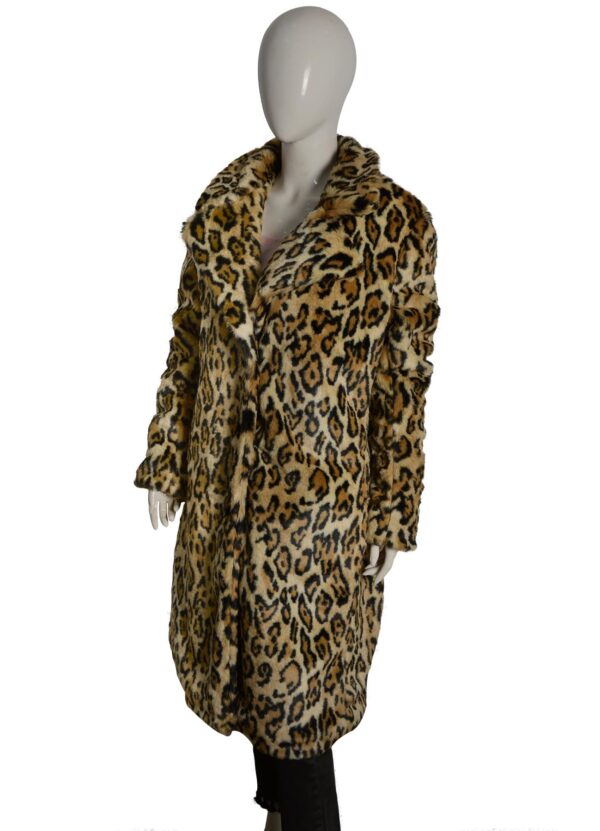 Beth Dutton Yellowstone Kelly Reilly Cheetah Print Coat